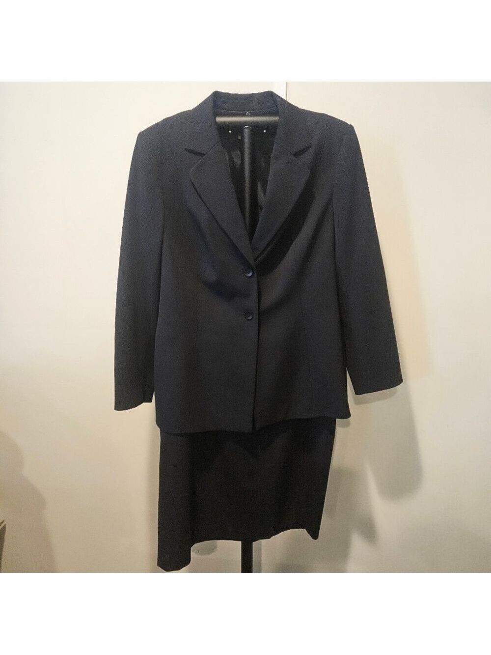 Caslon Women's Black Jacket & Skirt Suit, Button-Down, Lined, Size 14P